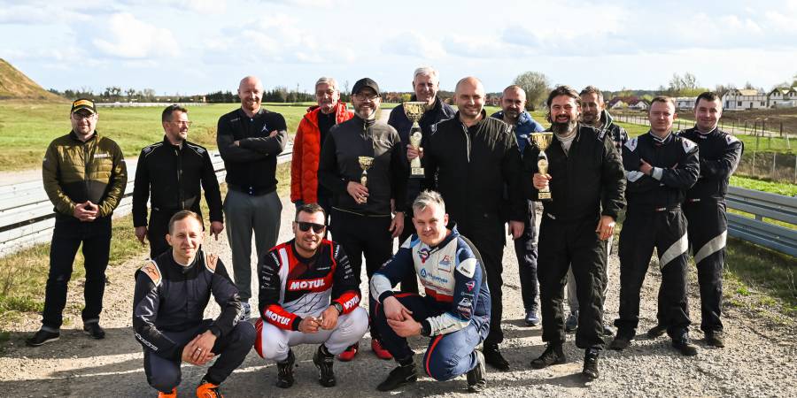 Wine & Drive: Implantology Meets Rally